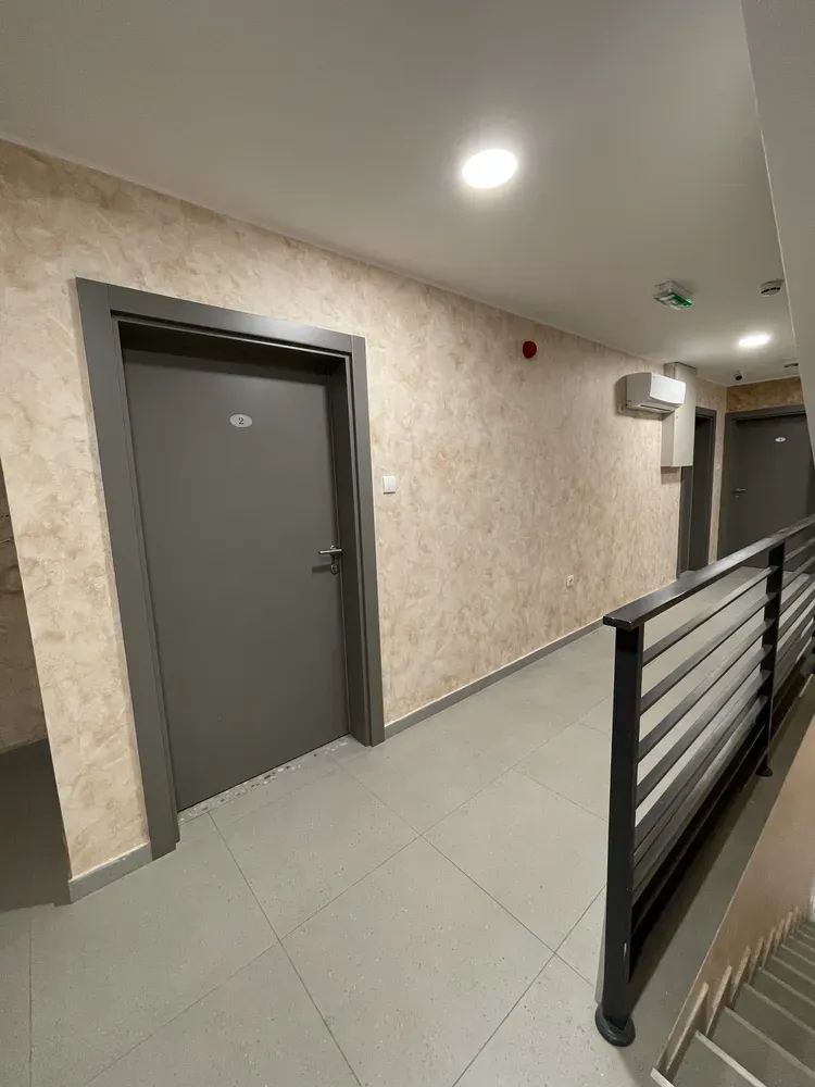 Hallway 03