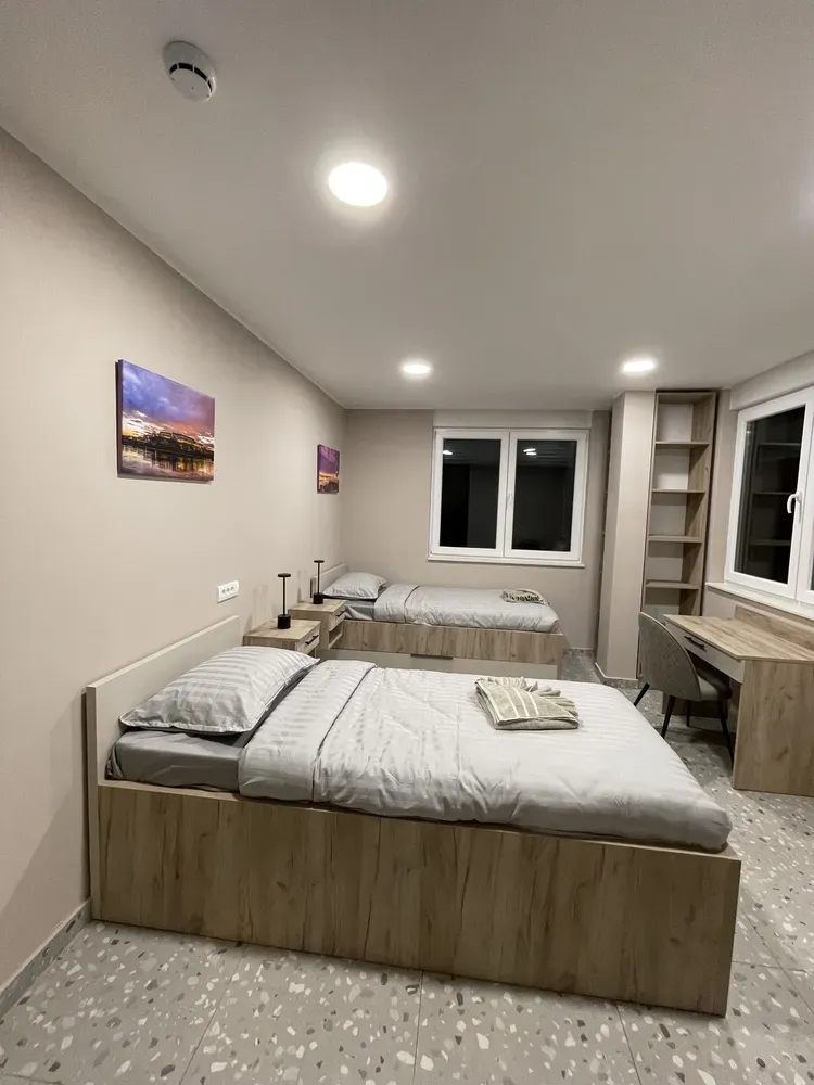 Home Slider 04