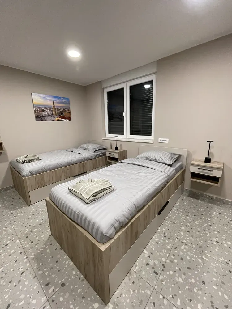Home Slider 01