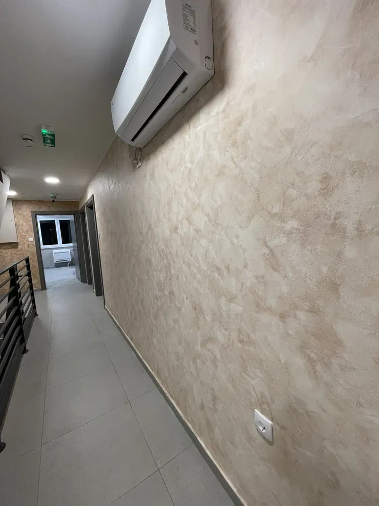 Hallway 05